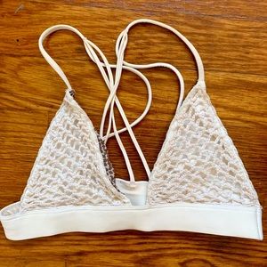 Cream/white acacia top